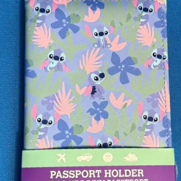 BRAND NEW ~ NWT GORGEOUS DISNEY STITCH PASSPORT HOLDER / ID / CREDIT CARD HOLDER - Picture 8 of 10